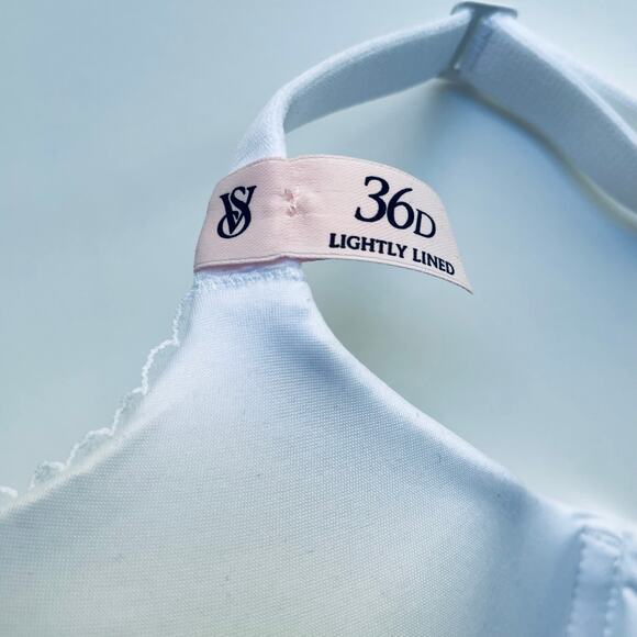 Victoria's Secret Bra Body by Victoria Lightly Lined Demi White Size 36D NEW - Picture 5 of 7